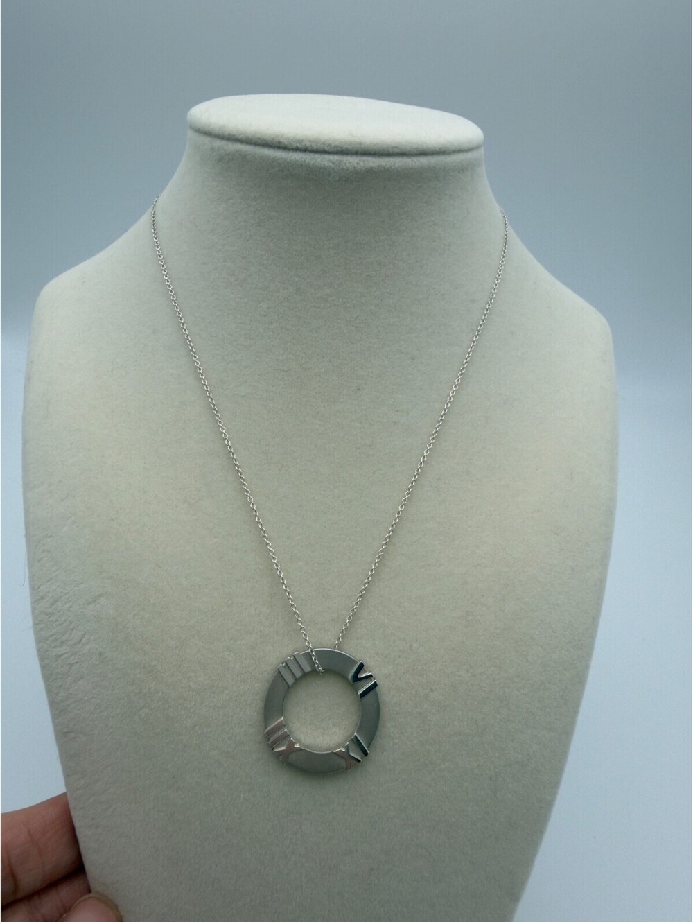 Authentic Vintage Tiffany & Co. Atlas Circle Disc Necklace Sterling Silver 925